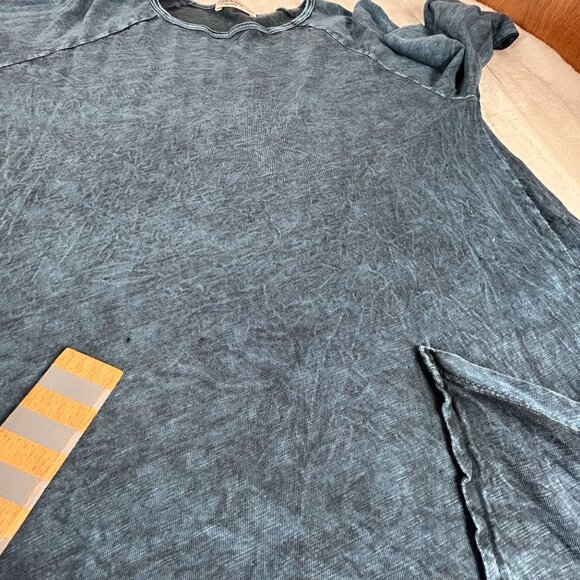 Jess & Jane Women Mineral Washed Tunic Top Medium Blue Pockets 3/4 Sleeve Casual - Picture 4 of 7